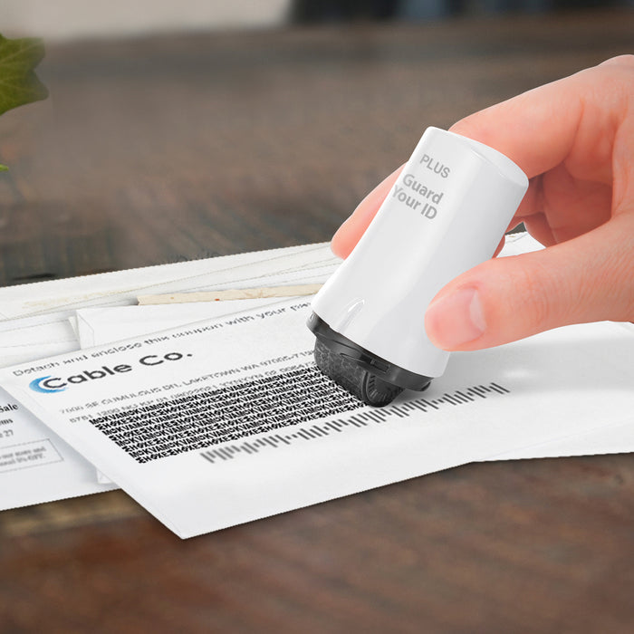 Guard Your ID Advanced 3-Pack Roller Kit white
