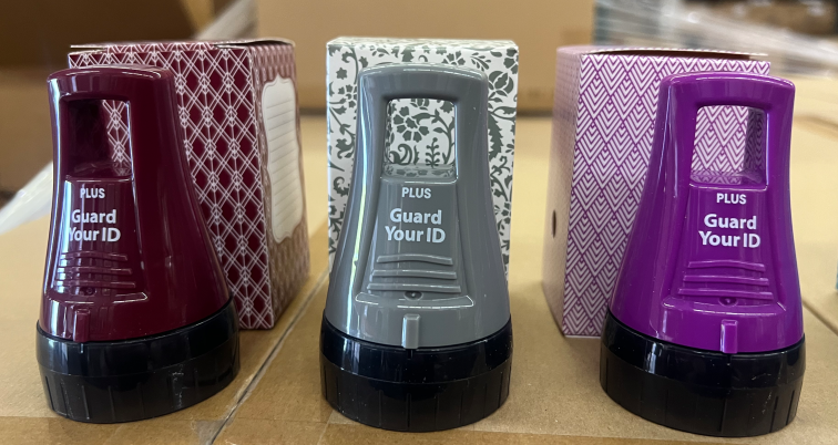 Guard Your ID WIDE Advanced X Roller 3-Pack – Ultimate Privacy Protection with Surprise Gift Packaging!